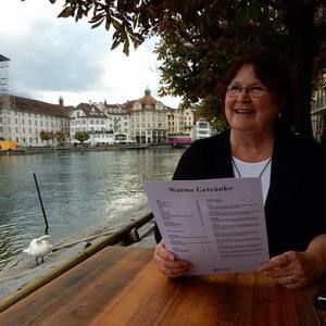 Meet your Posher, Diane